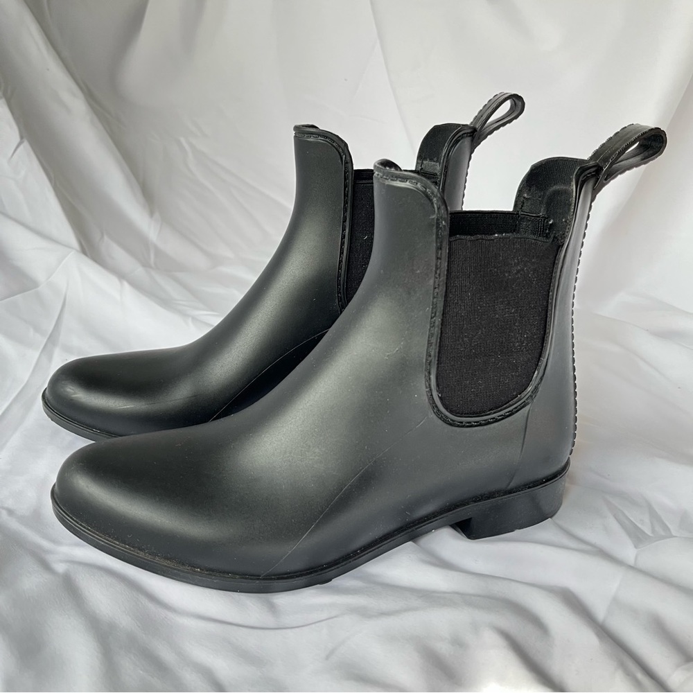 Black Chelsea Style Rain Boot